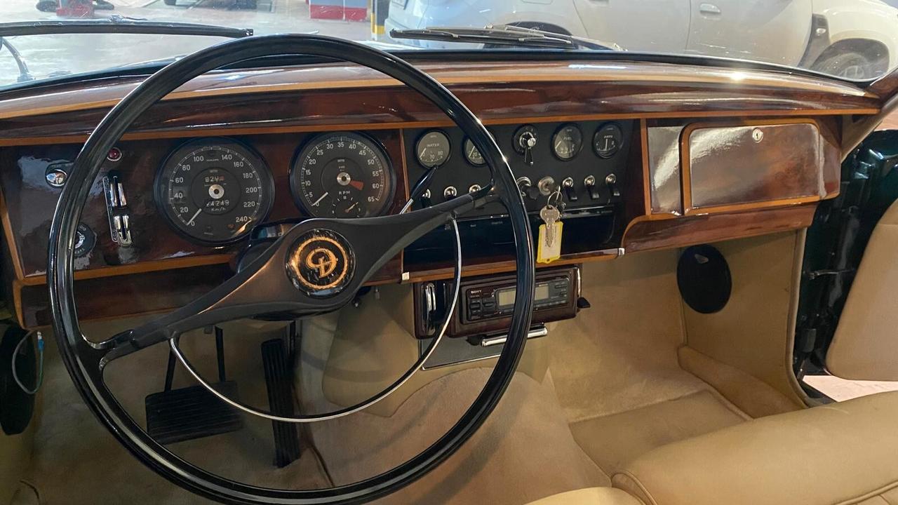 Daimler 250-V8 (Automatic)