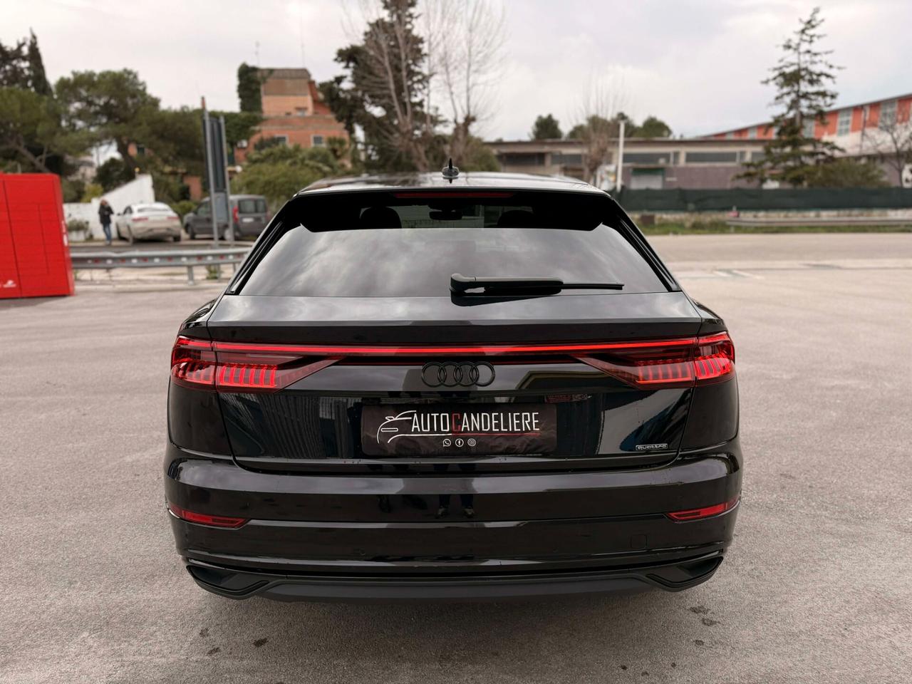 Audi Q8 50 TDI IDENTITY BLACK/23" RSQ8/PELLE