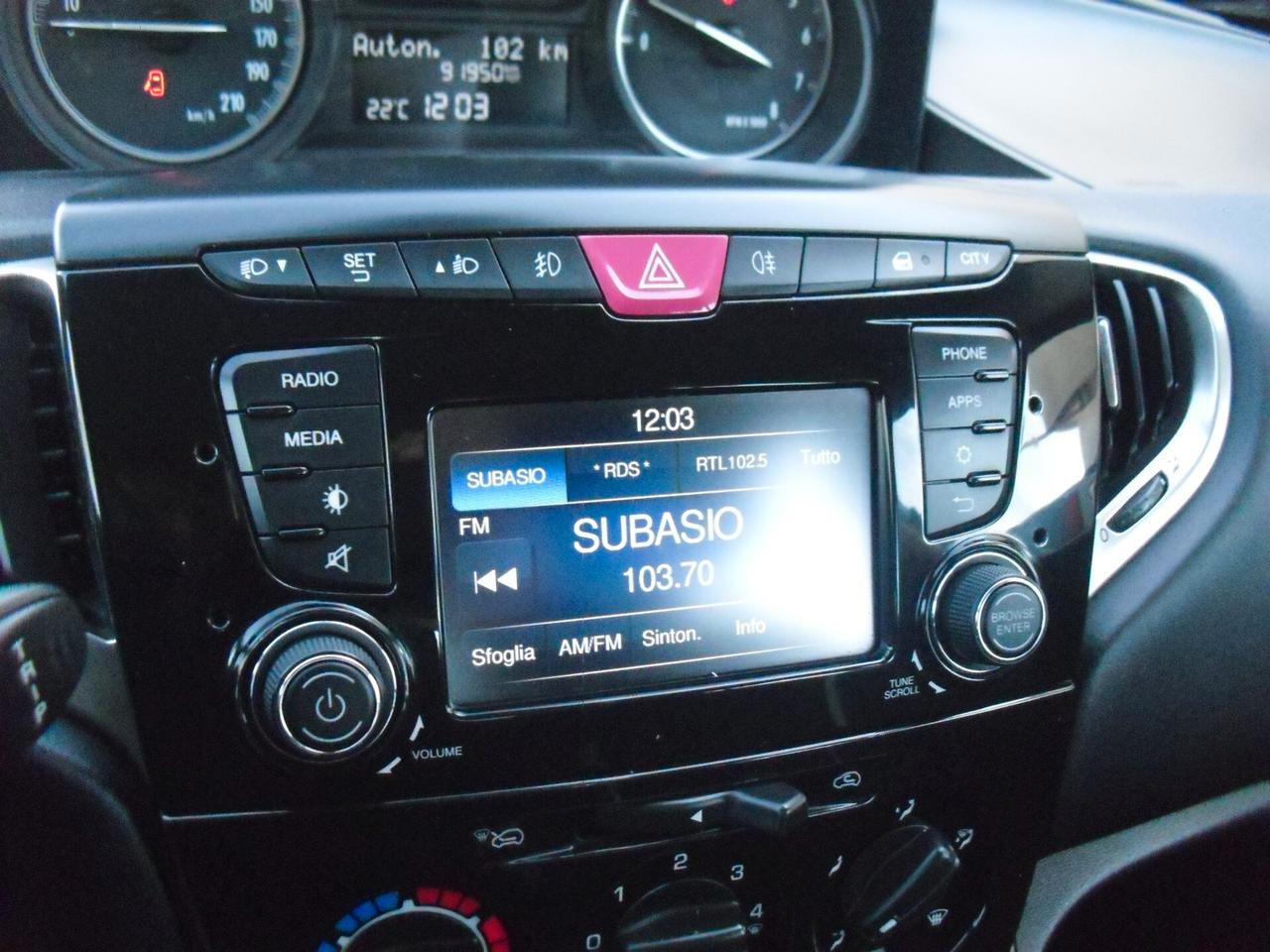 Lancia Ypsilon GPL 1.2 69 CV E6 Gold, PERFETTE CONDIZIONI, OK NEOPAT.