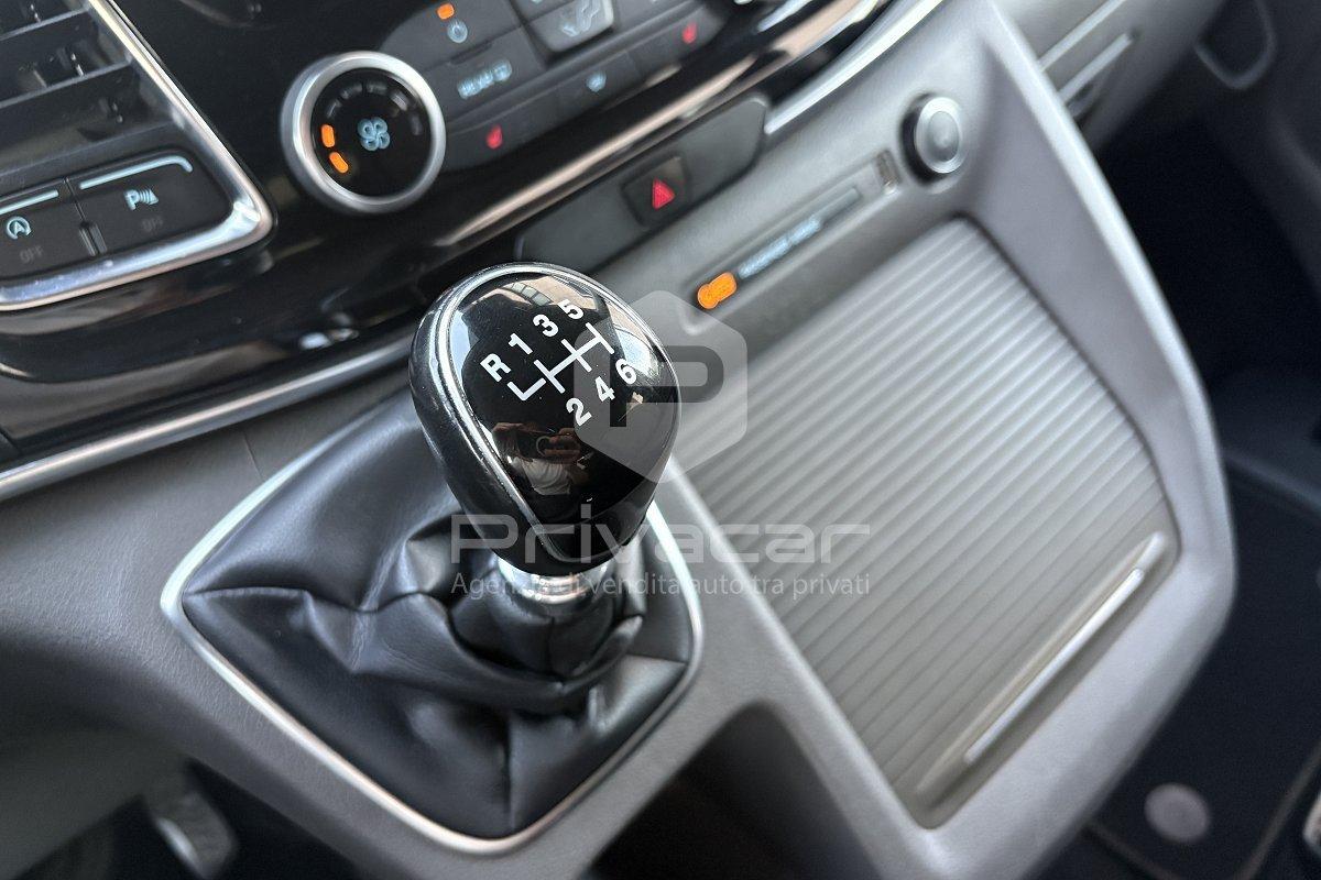FORD Tourneo Custom 310 2.0 TDCi 130CV PC Titanium