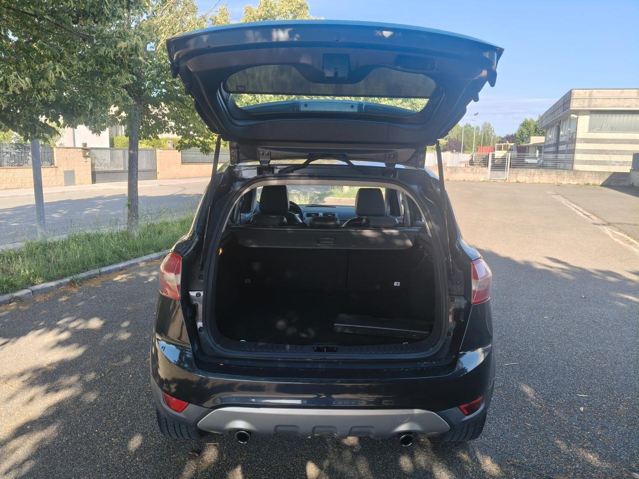 Ford Kuga 2.0 TDCi 4WD SOLO 128.000 KM
