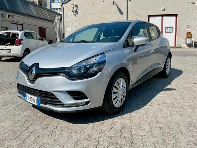 Renault Clio 1.2 75CV 5 porte Life Km 56.000!!!UNICO PROPRIETARIO!!!!