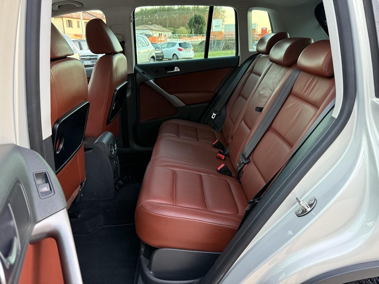 VOLKSWAGEN TIGUAN 2.0 TDI 4MOTION UNICO FULL