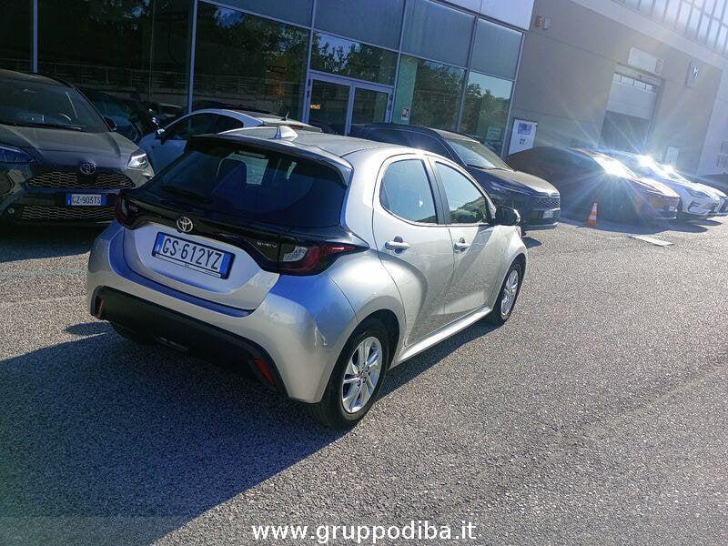 Toyota Yaris IV 2020 1.5h Active