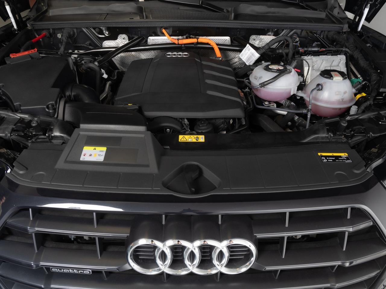 Audi Q5 50 2.0 tfsi e business quattro 299cv s-tronic