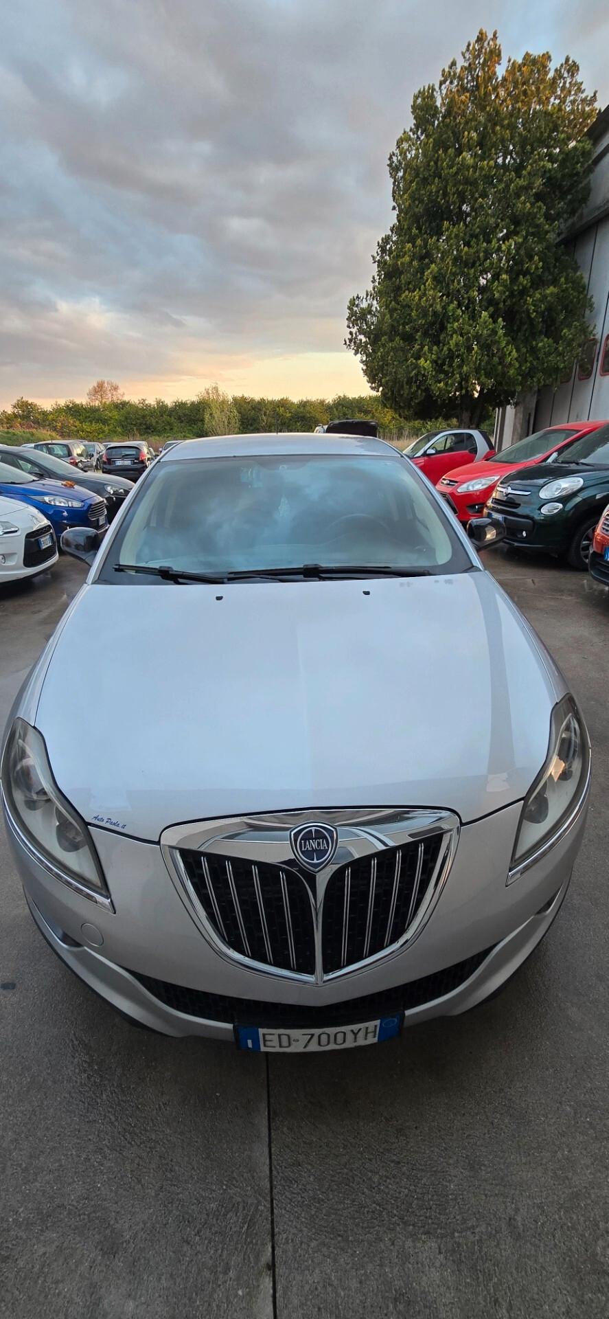 Lancia Delta 1.6 MJT DPF Silver