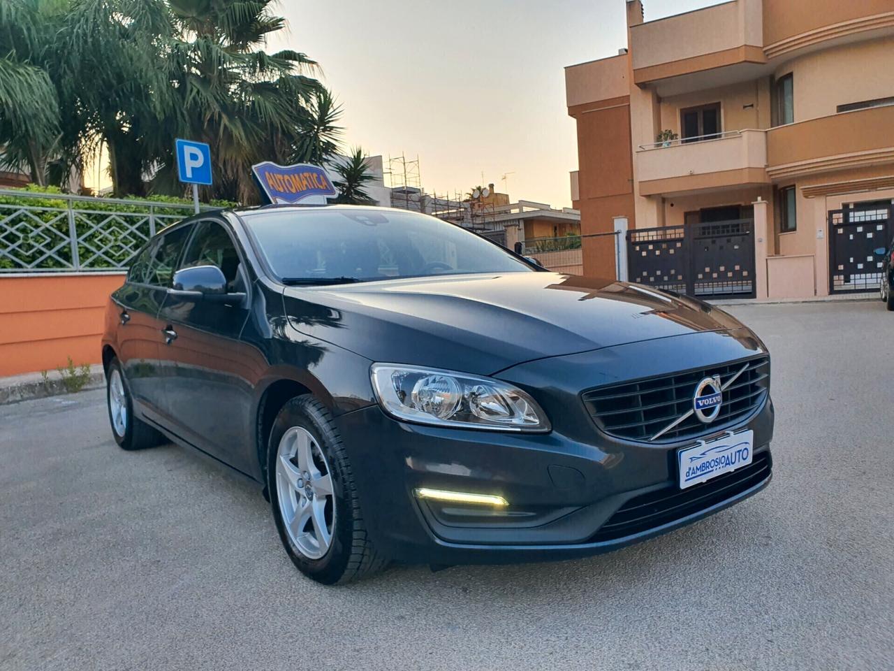 Volvo V60 D2 Geartronic 2.0d 120cv Dinamyc Edition