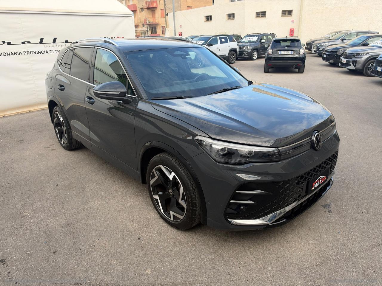 VOLKSWAGEN Tiguan 2.0 TDI 150 CV DSG R-Line