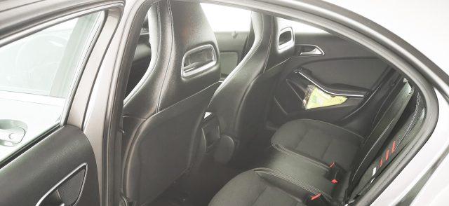 MERCEDES-BENZ A 220 d Automatic Business