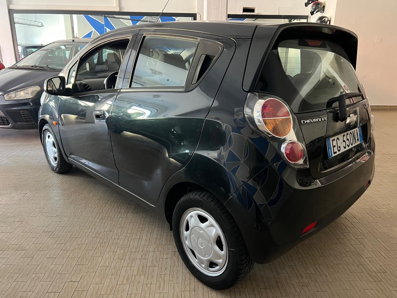 Chevrolet Spark 1.0 5 Porte Neopatentati