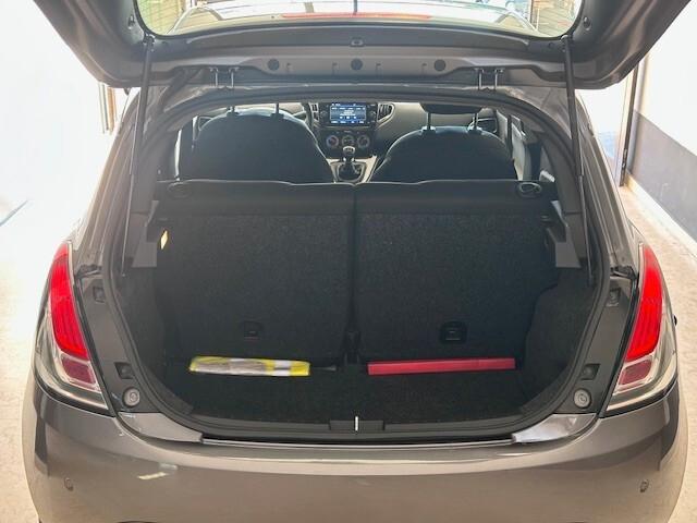 Lancia Ypsilon 1.0 Hybrid 2022 OK NEOPATENTATI