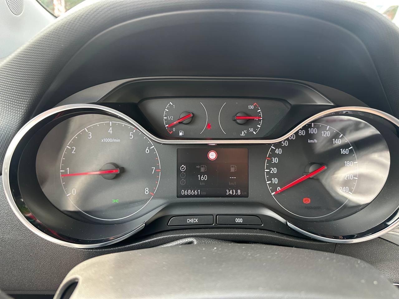 Opel Crossland 1.5 ECOTEC D 110 CV Start&Stop Design & Tech