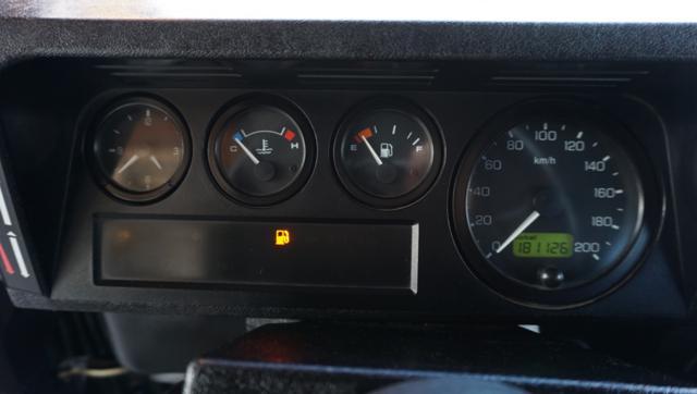 LAND ROVER Defender 110 2.5 Td5 cat S.W. S