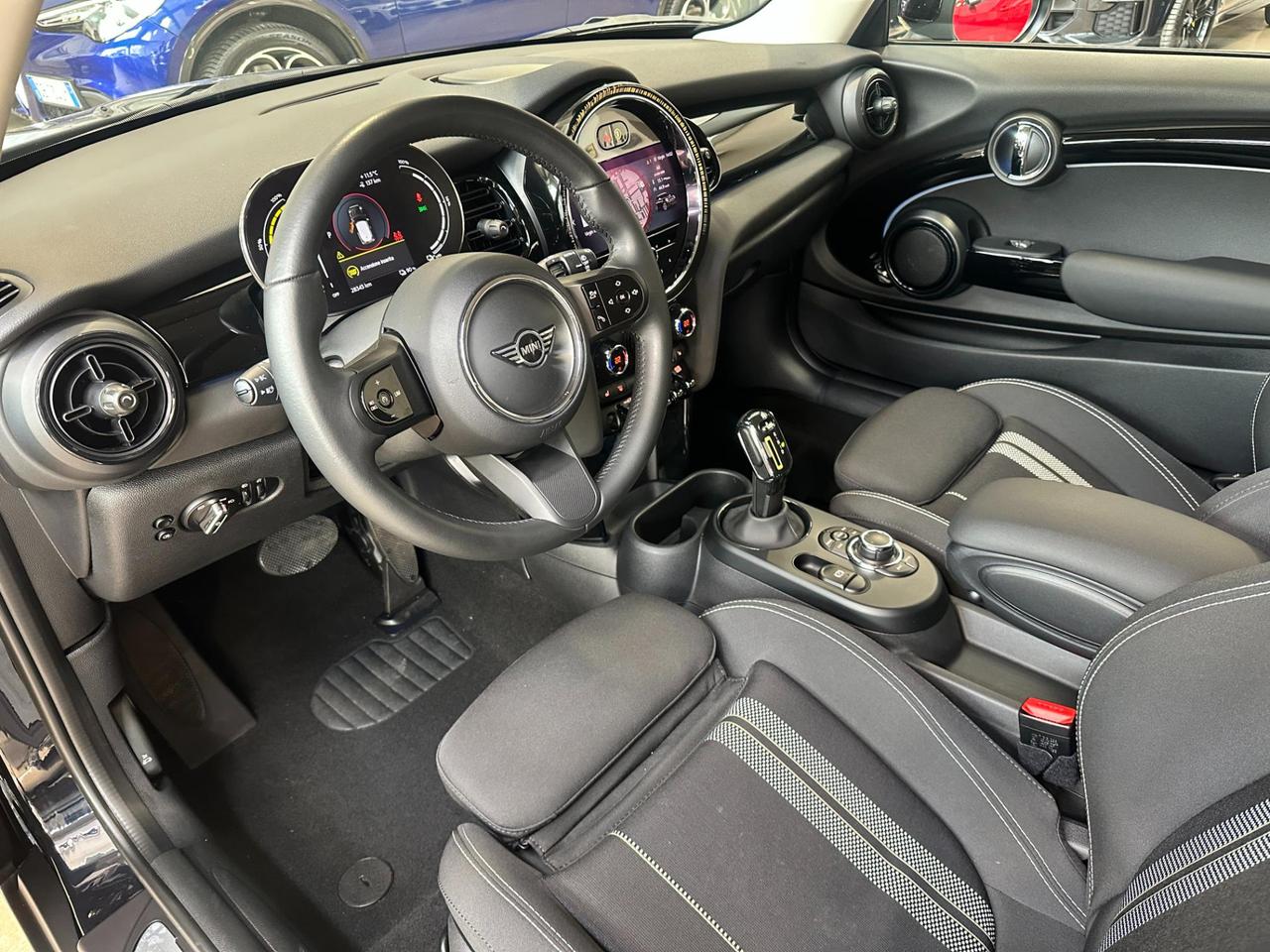 Mini Cooper SE Classic Full Electric Auto - Navi - Pack Luci - Carplay