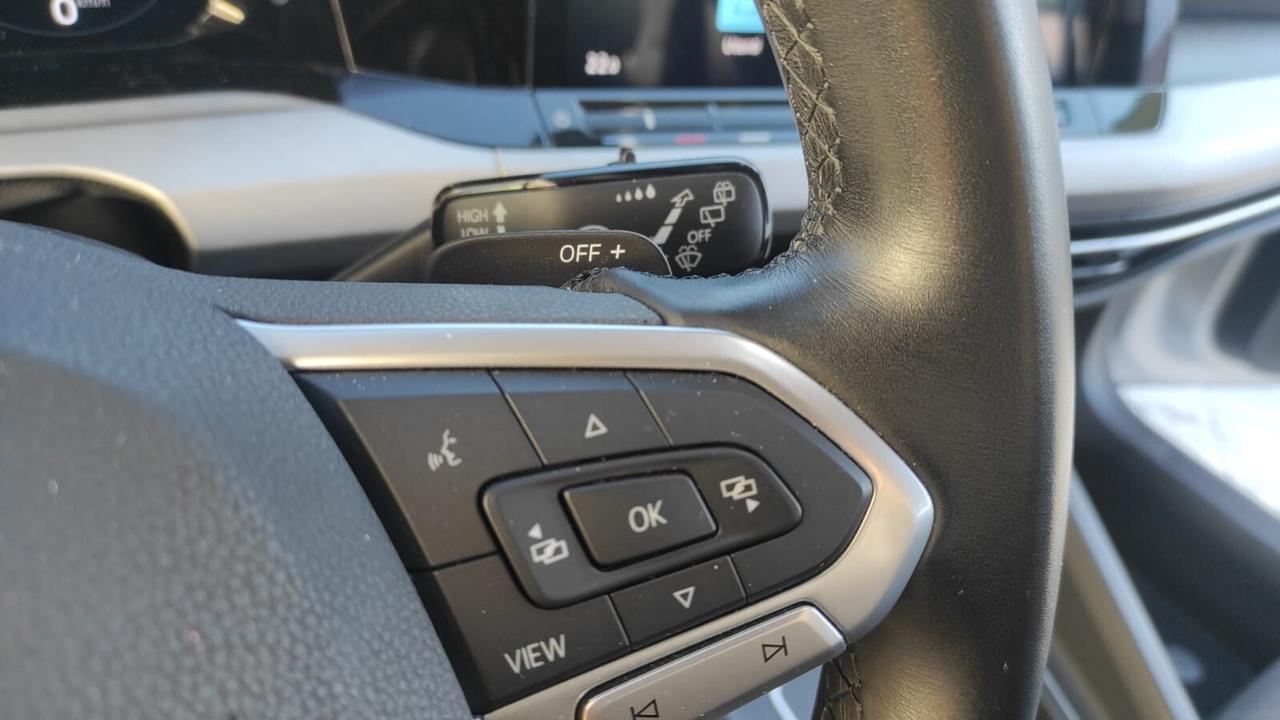 VOLKSWAGEN GOLF 8 VIII 2.0 TDI 150CV DSG