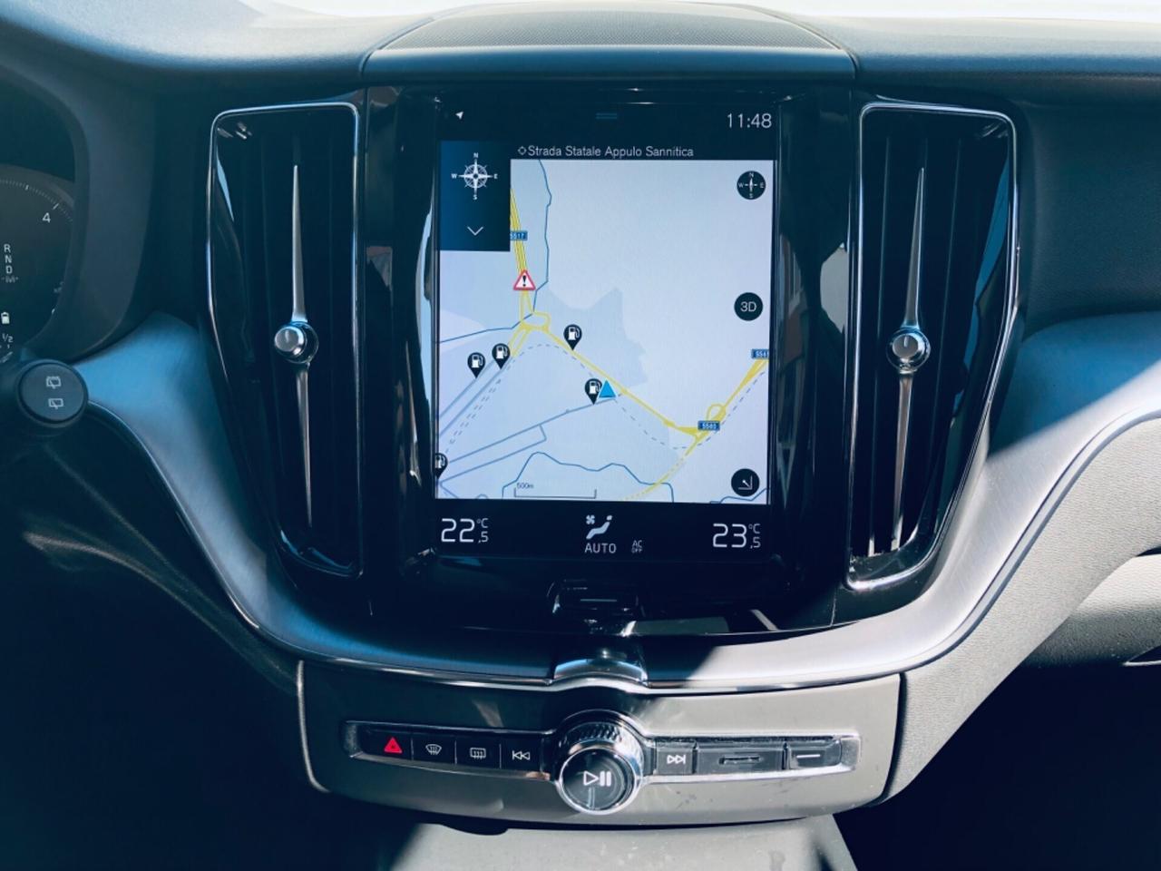 Volvo XC60 B4 (d) AWD Geartronic HYBRID 60MILA KM