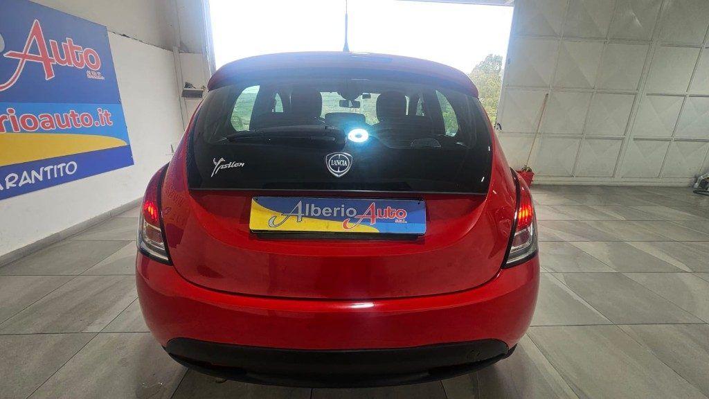 Lancia Ypsilon 1.2 69 CV 5 porte Gold