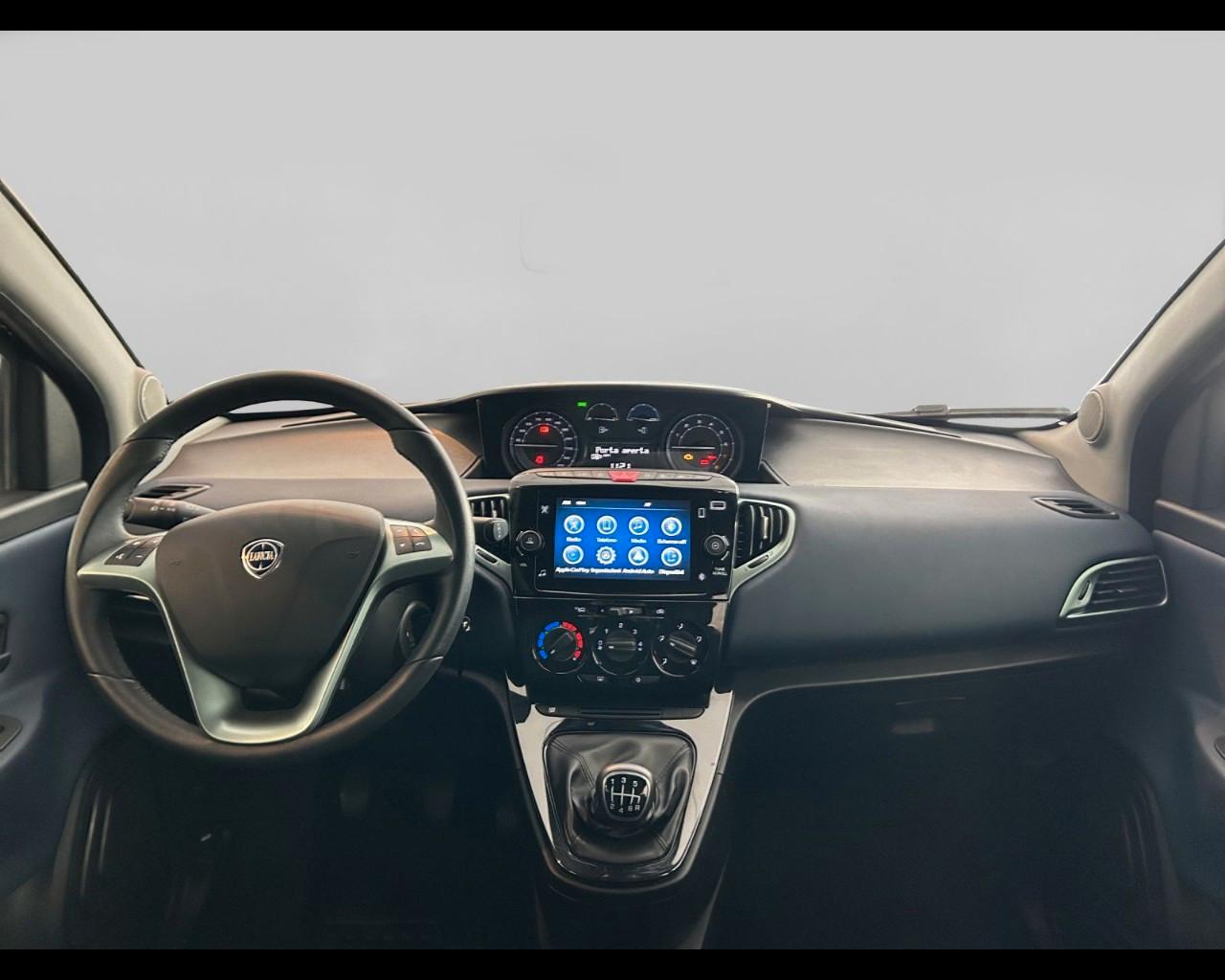 LANCIA Ypsilon III 2021 - Ypsilon 1.0 firefly hybrid Platino s&s 70cv