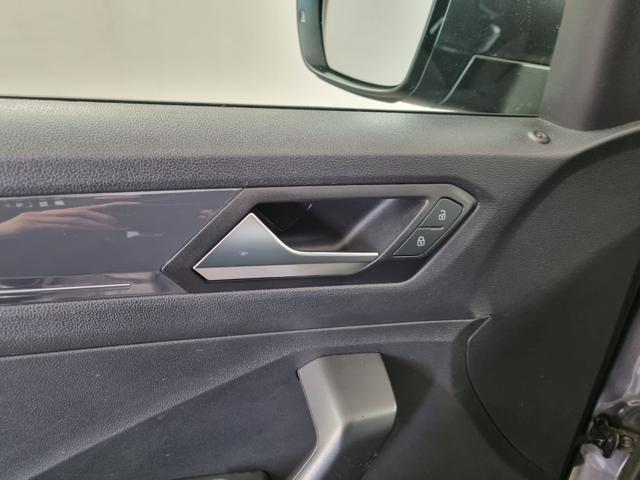 VOLKSWAGEN T-Roc 1.5 TSI ACT Style BlueMotion Technology R-LINE