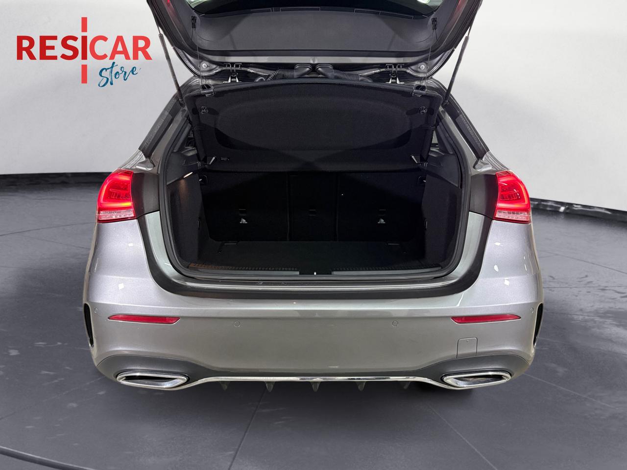 Mercedes-Benz A 250 Premium auto