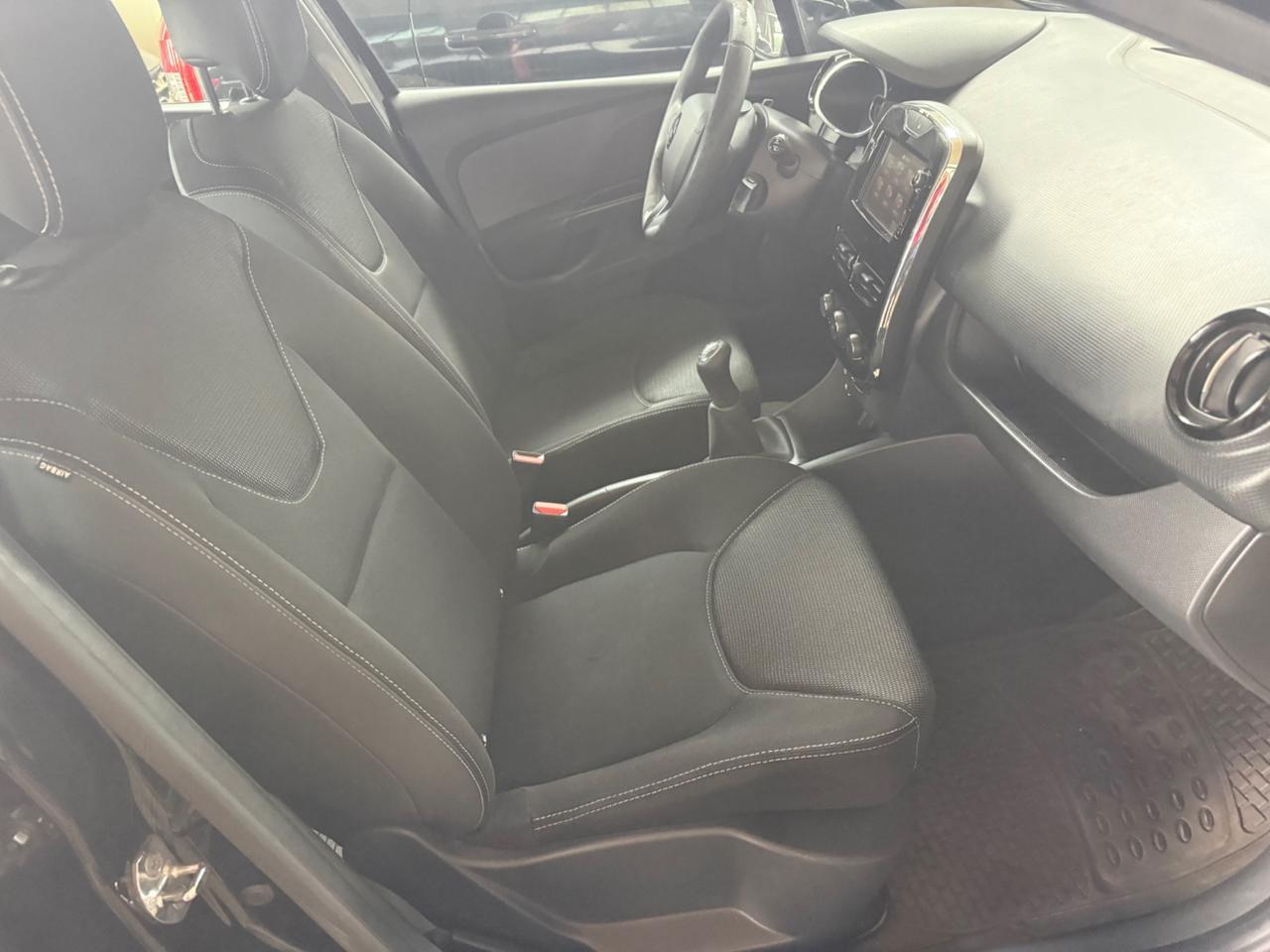 Renault Clio 1.2 75CV 5 porte Live Gpl