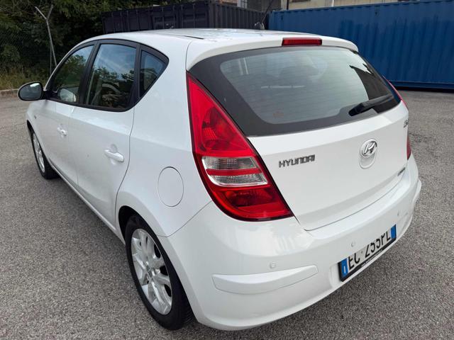 HYUNDAI i30 1.6 CRDi 90CV 6m. 5p. Limited Edition Bellissima