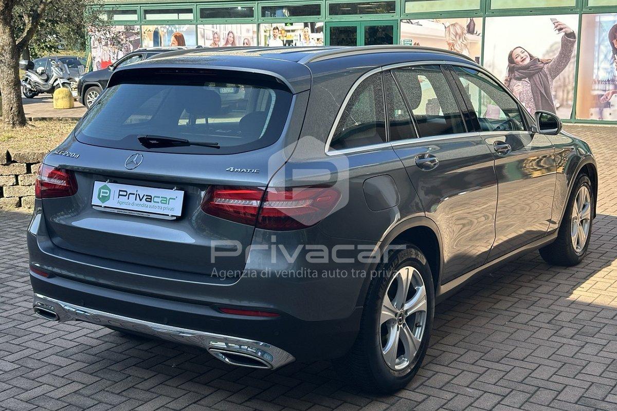 MERCEDES GLC 220 d 4Matic Business