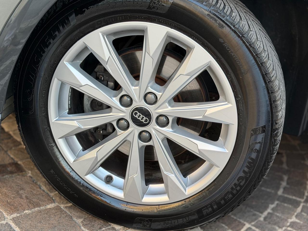 Audi Q3 35 TDI S tronic Business Advanced