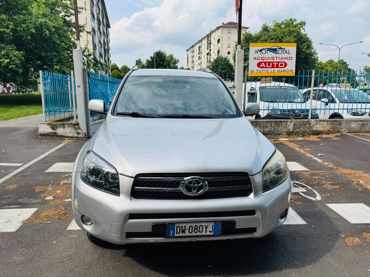 Toyota RAV 4 Crossover 2.2 D-Cat 177 CV Luxury
