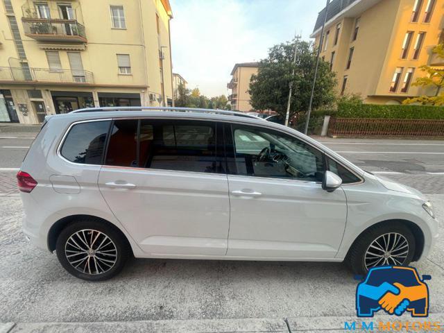 VOLKSWAGEN Touran 2.0 TDI 150 CV 7 posti