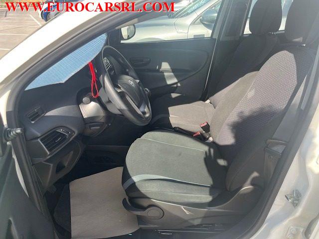 LANCIA Ypsilon 1.2 69 CV 5 porte Silver