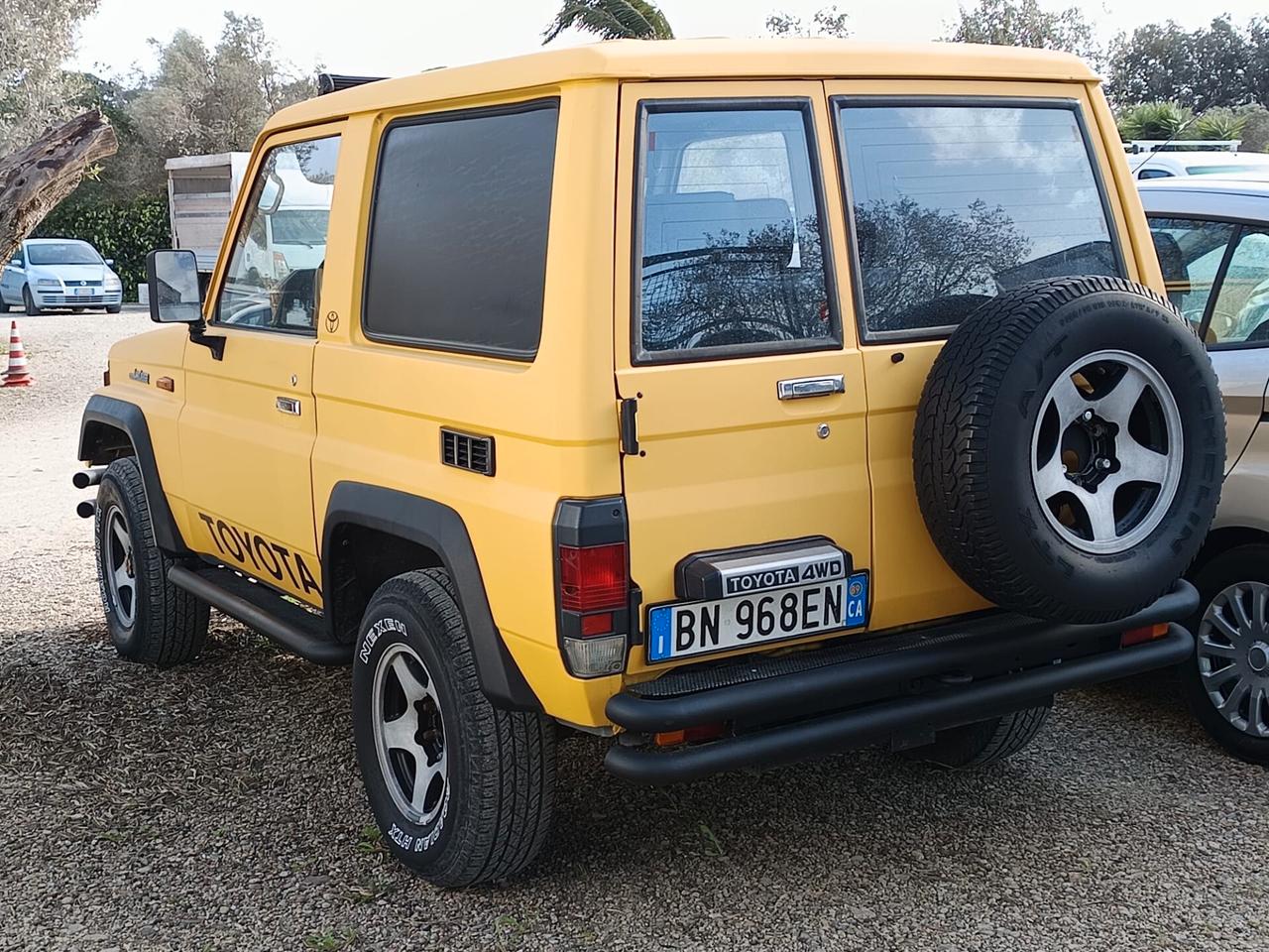 Toyota Land Cruiser 1989 4x4 - 2.4 td Lb automobili