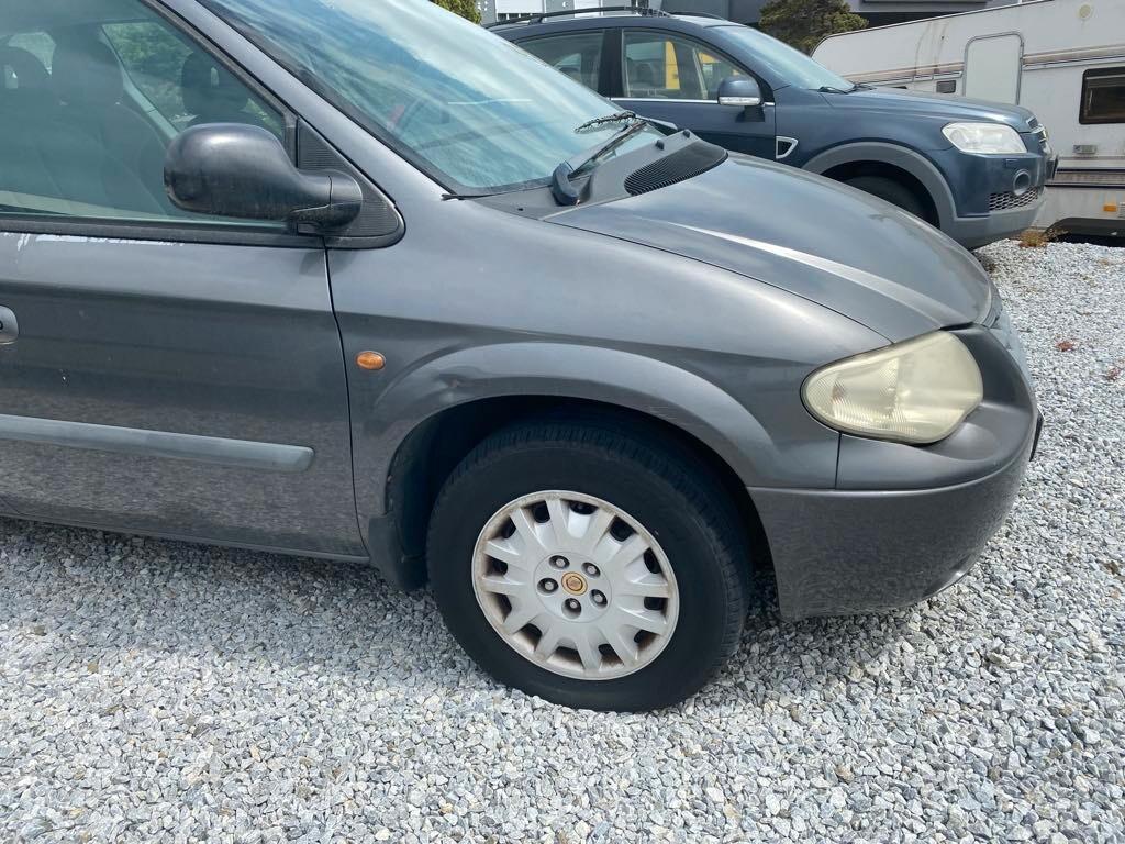 Chrysler Voyager 2.8 CRD 150 cv cat LX Leather Automatica