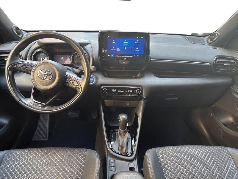 Toyota Yaris Hybrid Style MY22