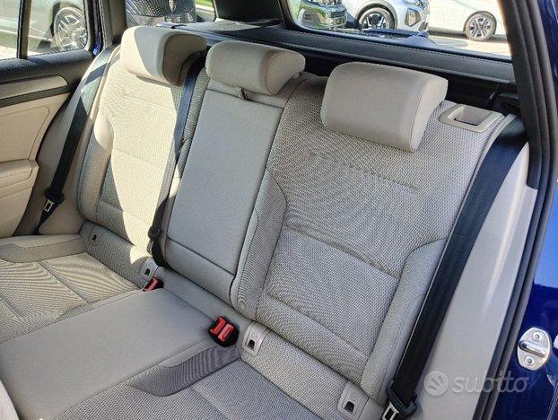 VOLKSWAGEN Golf Variant 1.6 TDI 115 CV Business