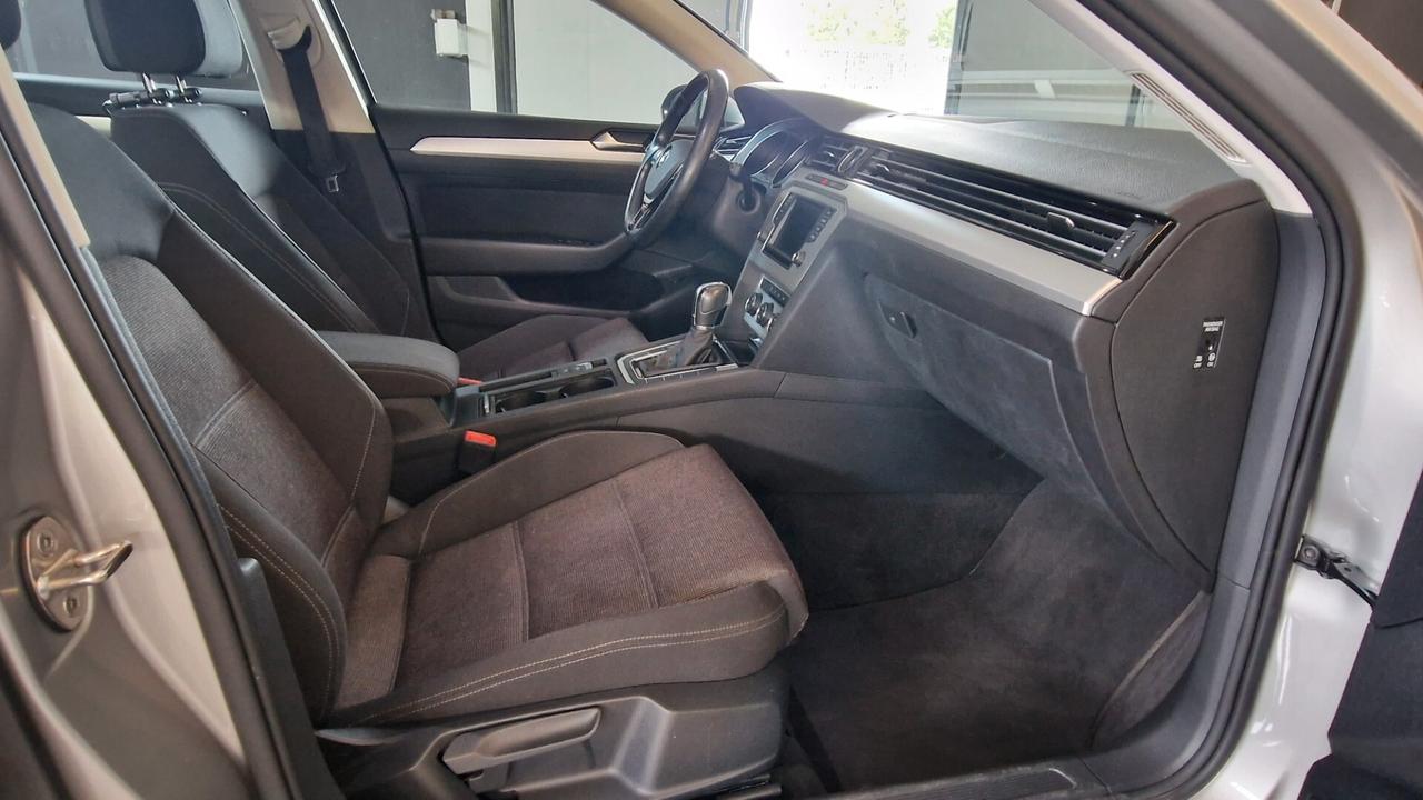Volkswagen Passat Variant 1.6 TDI DSG Comfortline BlueMotion Tech.