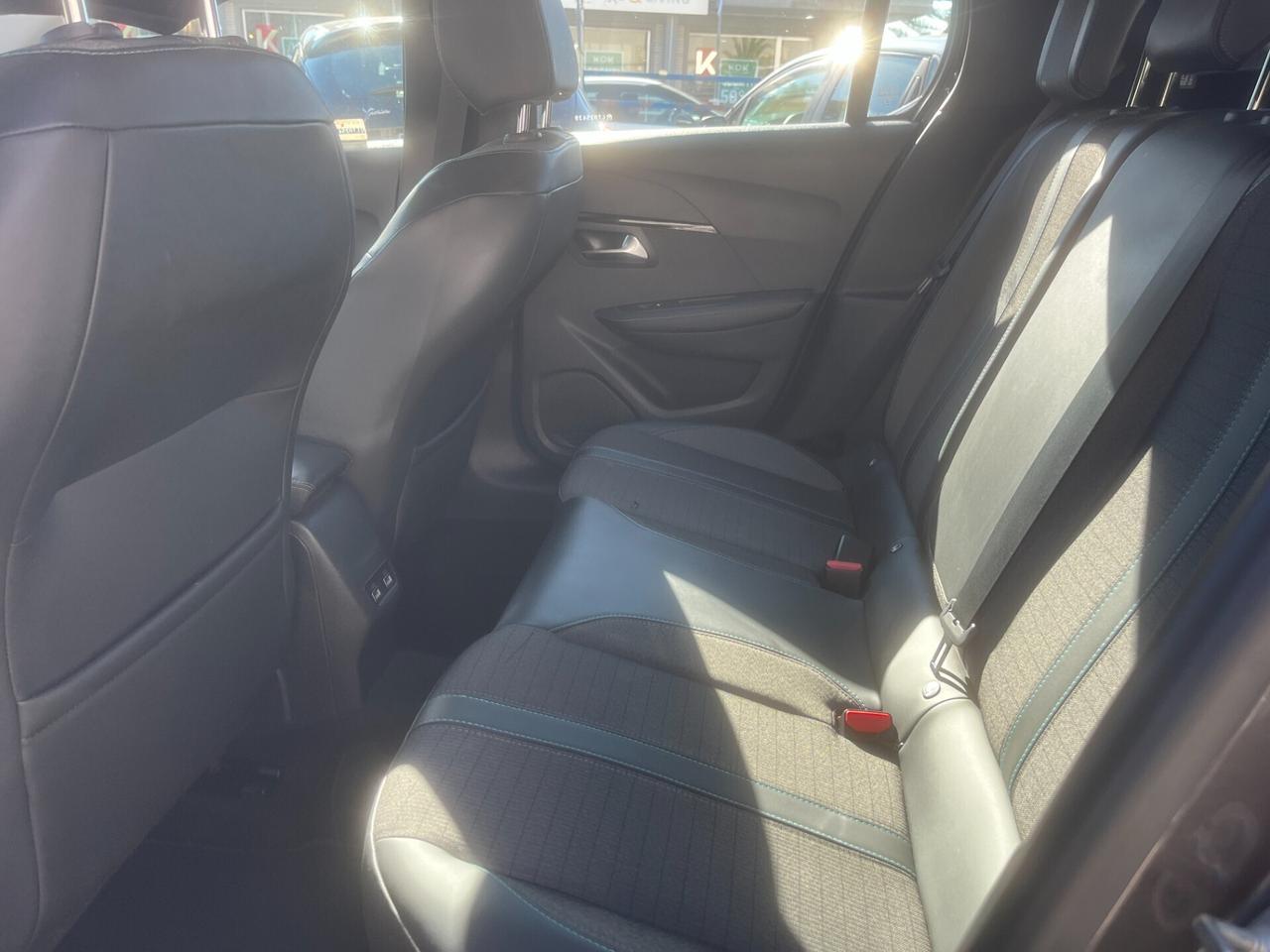 Peugeot 208 PureTech 100 Stop&Start 5 porte Allure