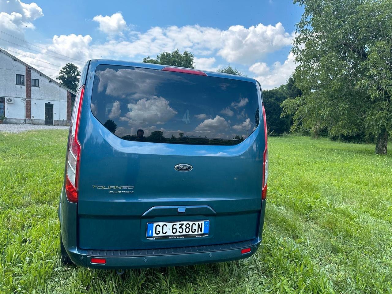 Ford Tourneo Custom Tourneo Custom 320 2.0 EcoBlue 185CV aut. PC Titanium