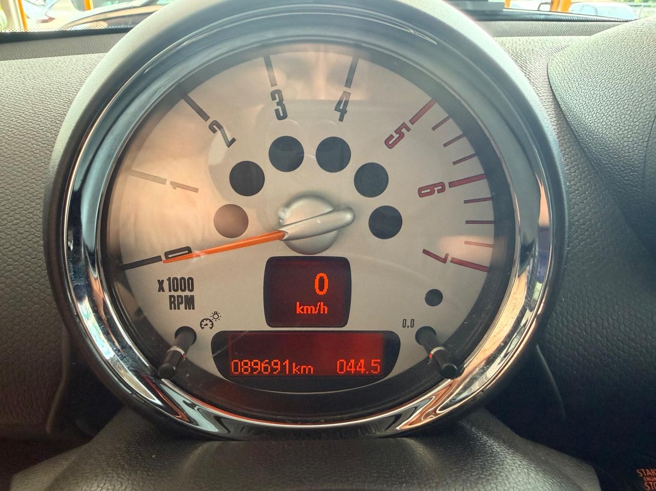 Mini Countryman 1.6diesel 112cv solo 89.000km