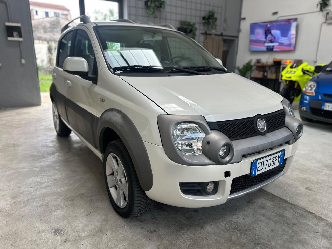 Fiat Panda 1.3 MJT 16V 4x4 Cross