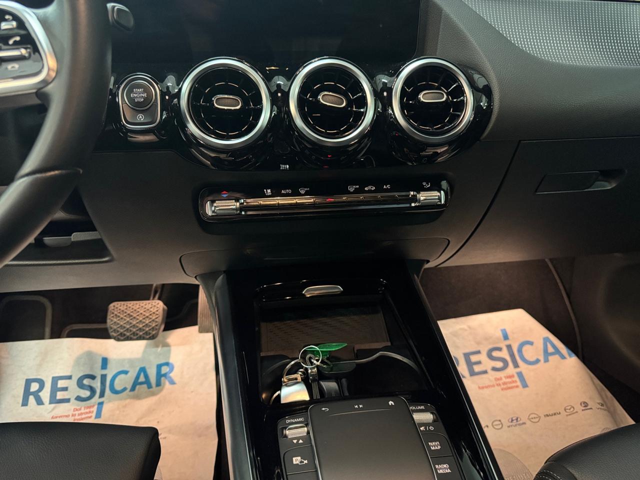Mercedes-Benz GLA 200 Business auto