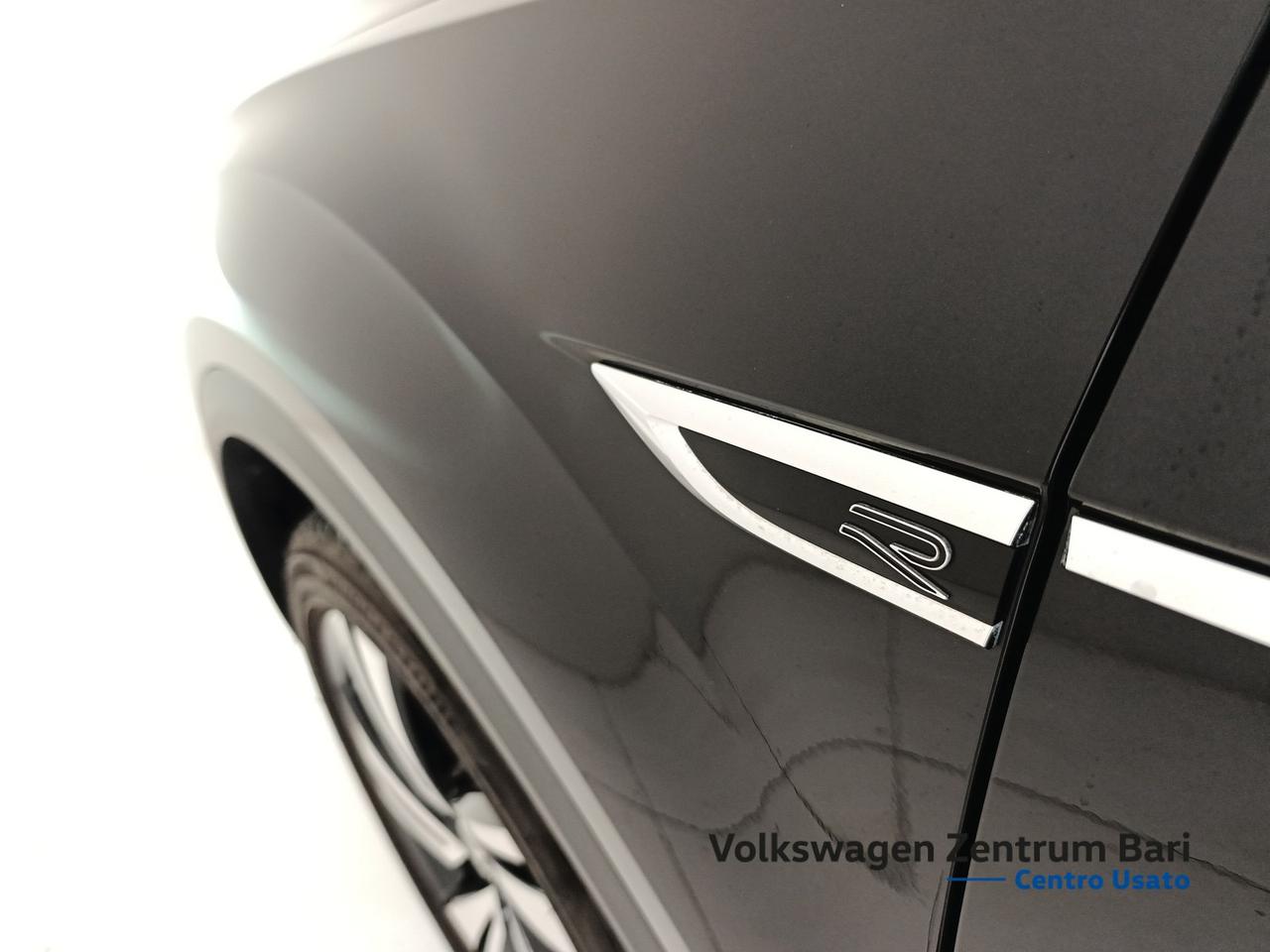 Volkswagen T-Roc 1.5 tsi r-line dsg