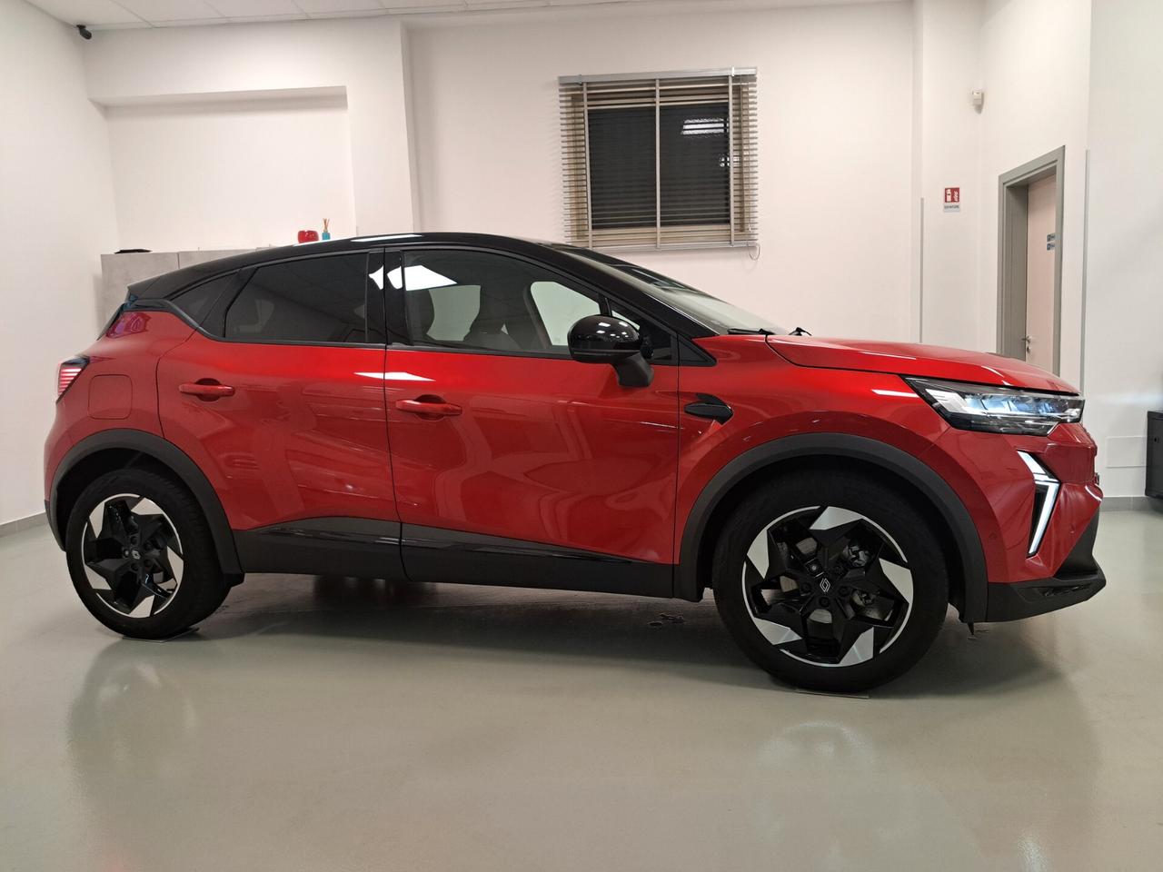 Renault Captur II 2024 1.0 eco-g Techno 100cv Pack Navigation