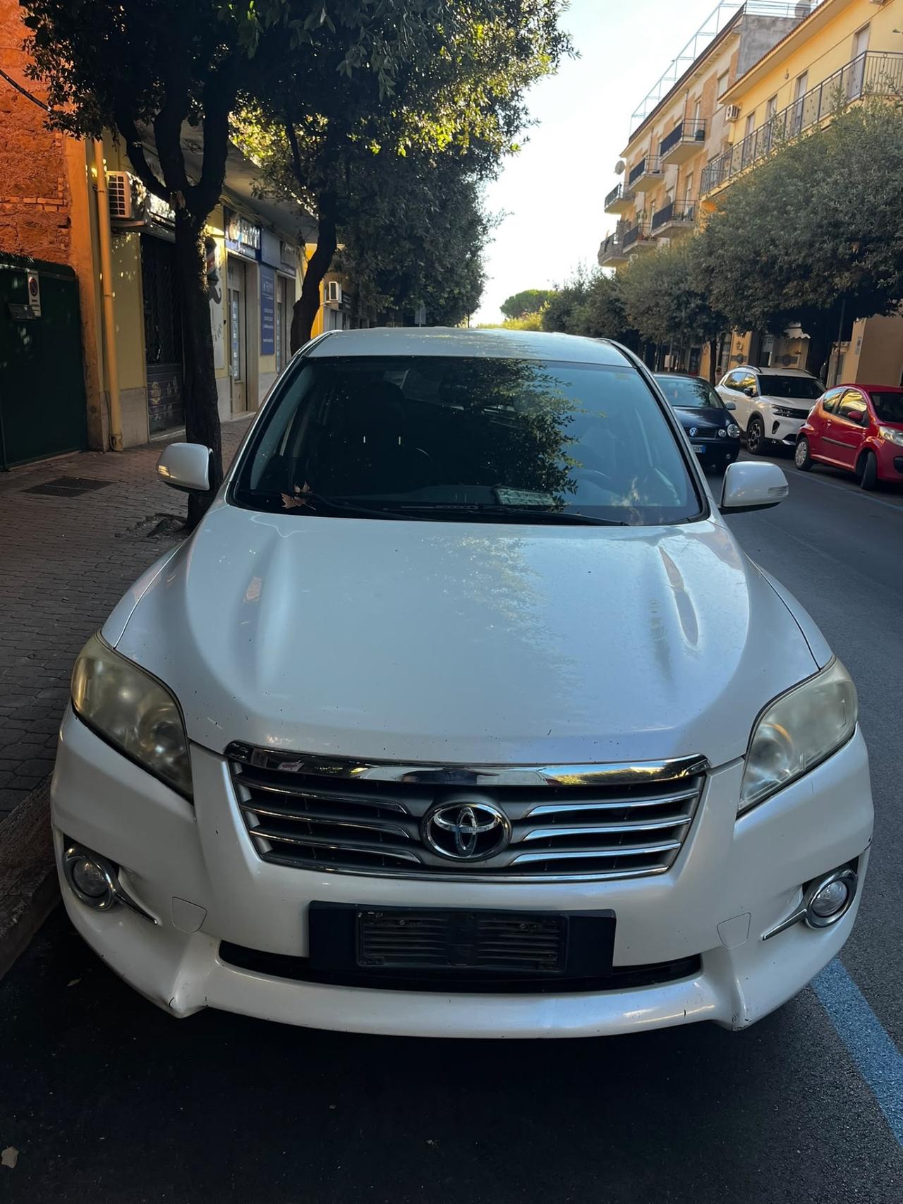 Toyota RAV 4 RAV4 Crossover 2.2 D-4D 150 CV DPF Exclusive