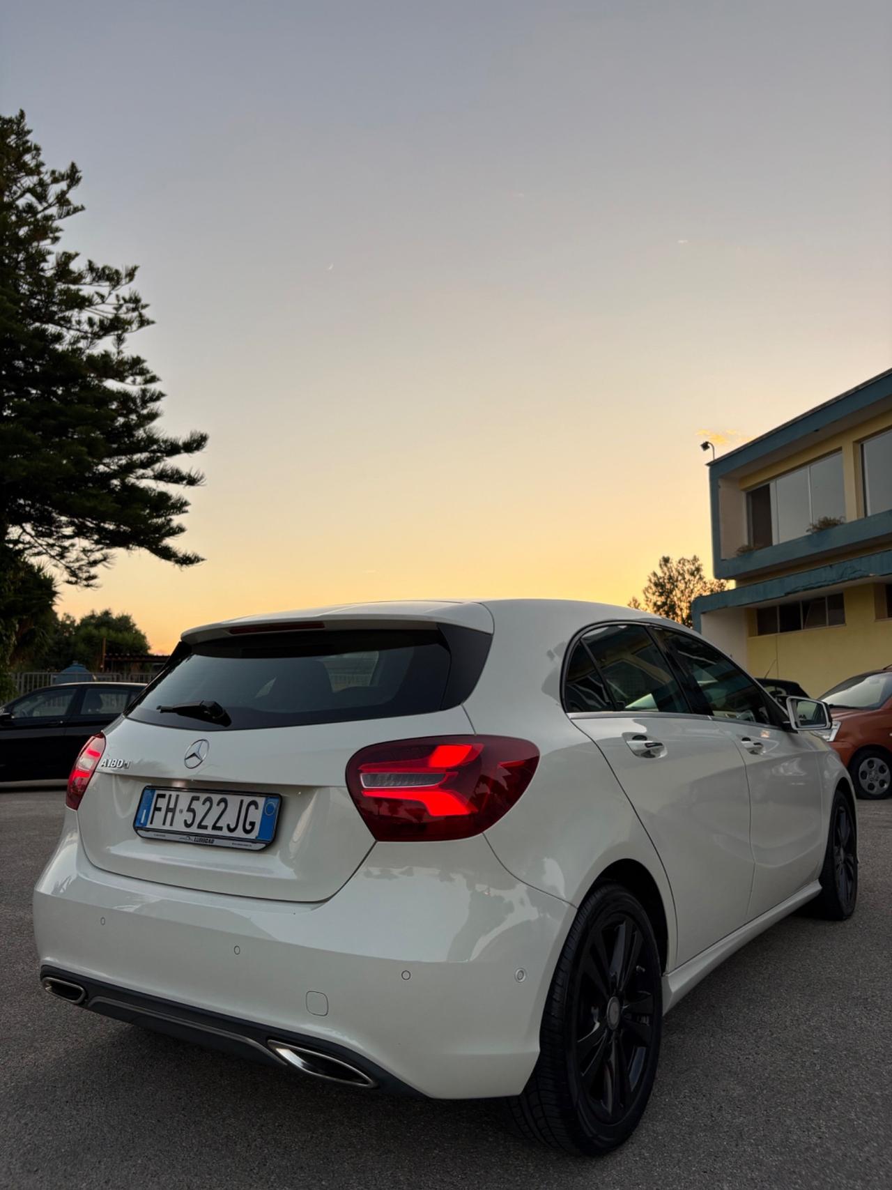 Mercedes-benz A 180 d Automatic Premium