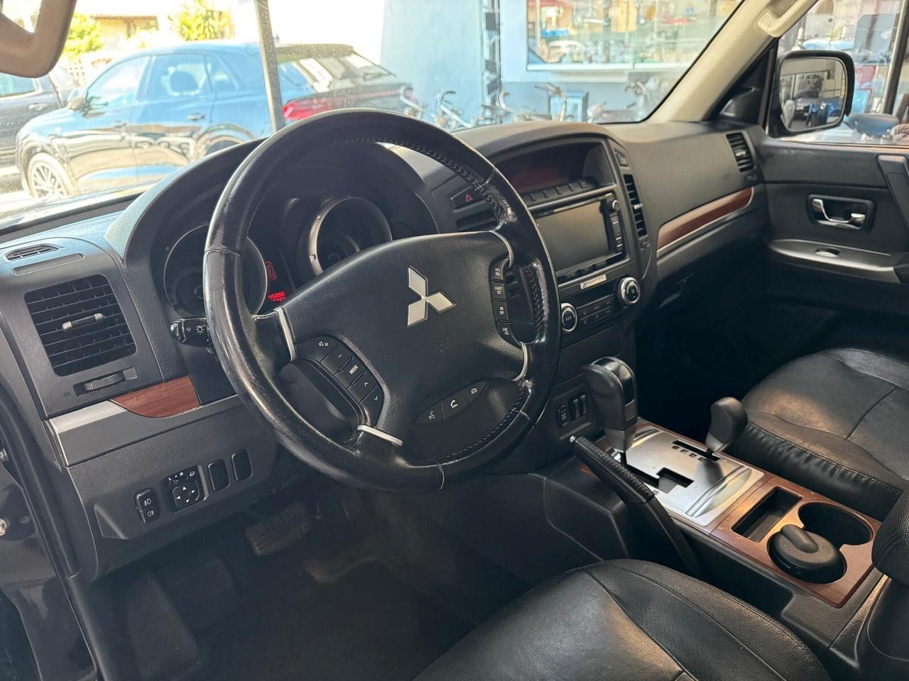 Mitsubishi Pajero 3.2 DI-D 16V 5p. Intense DPF 7 POSTI FULL OPTIONAL PERFETTO!!!