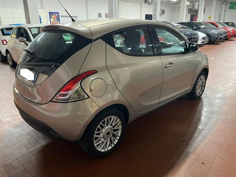 Lancia Ypsilon Ypsilon 1.2 69 CV 5 porte Gold