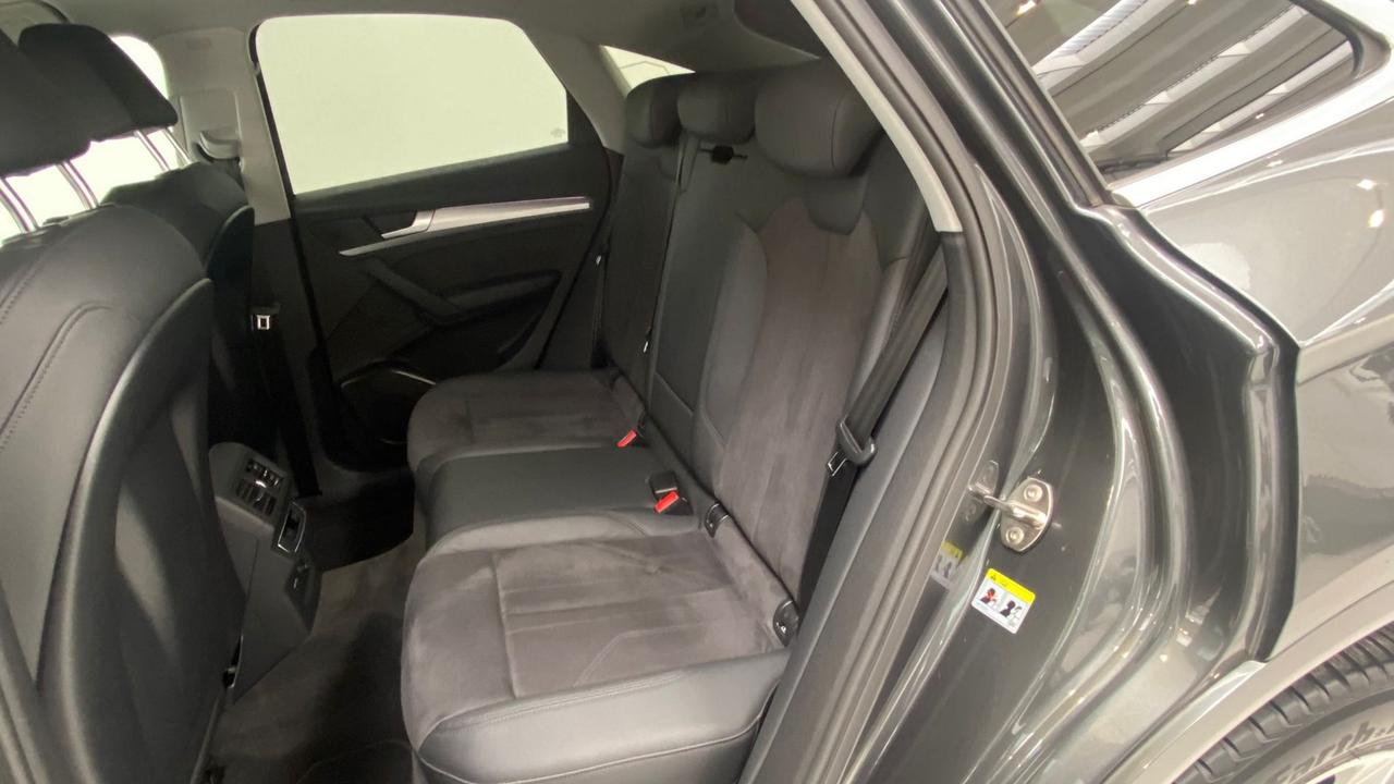 AUDI Q5 Sportback 2021 - Q5 Sportback 40 2.0 tdi mhev 12V Business Advanced quattro s-tronic