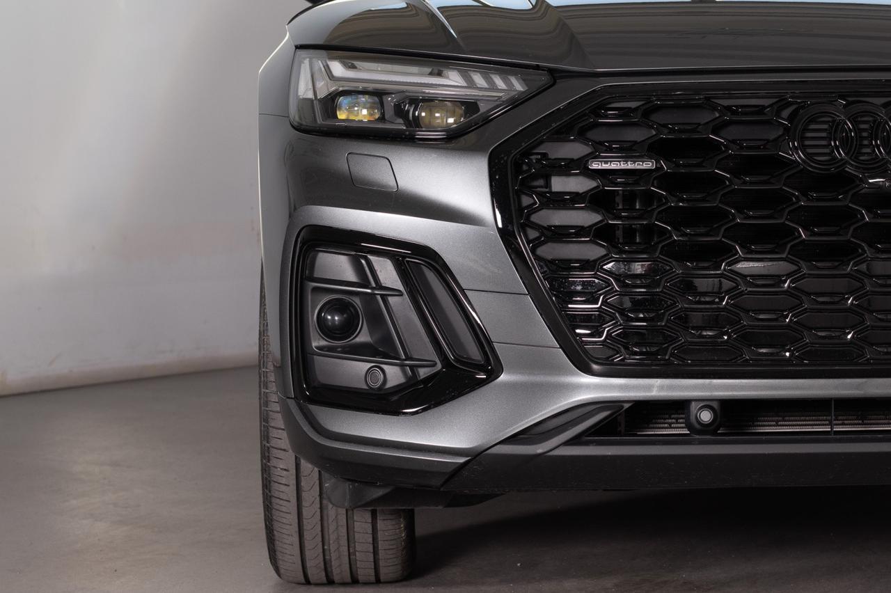 Audi Q5 Sportback 40 Tdi Quattro S-line Black Identity 204