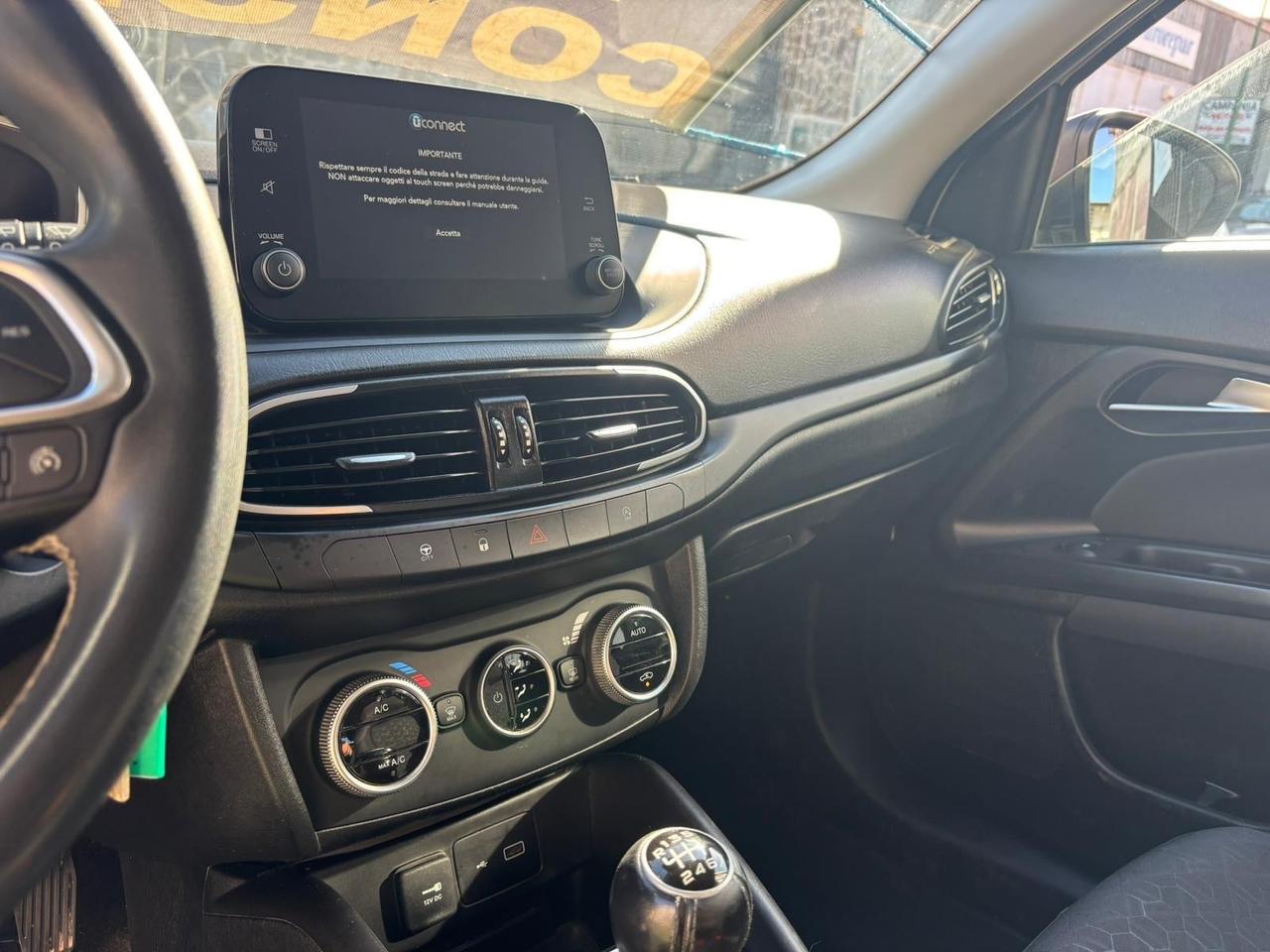 Fiat Tipo 1.6 Mjt S&S 5 porte Cross